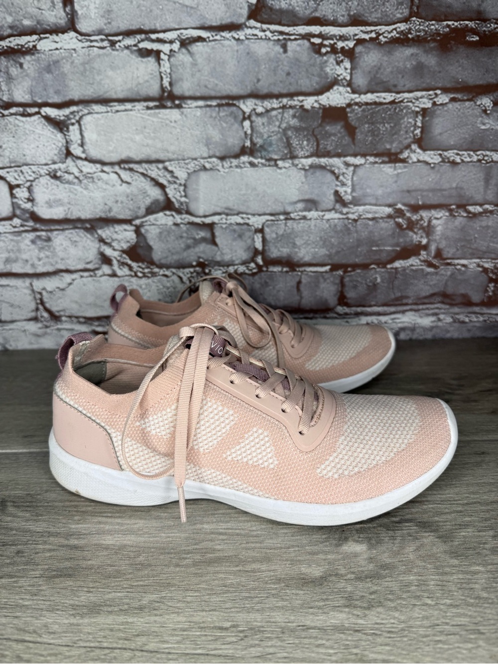 Vionic Blush Pink Lenora Leisure Supportive Walking Shoes Women Sz 7.5M US/38EU